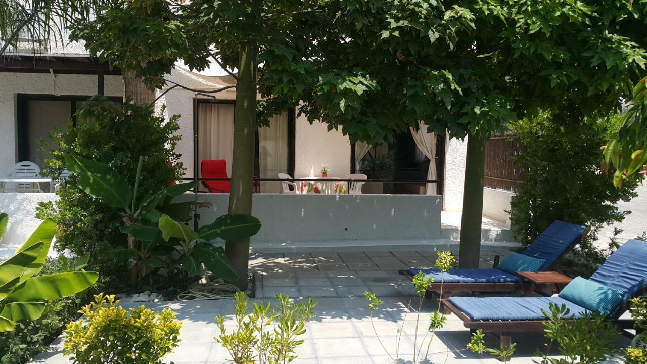 Near The Beach Aparment With Garden Διαμέρισμα Περβόλια Εξωτερικό φωτογραφία